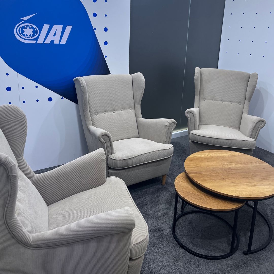 portable trade show exhibits easy to transport - Trade show booth cost comparison - furniture setup by EC Exhibits
