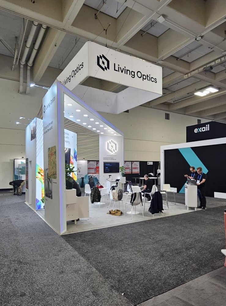 Living Optics booth — EC Exhibits
