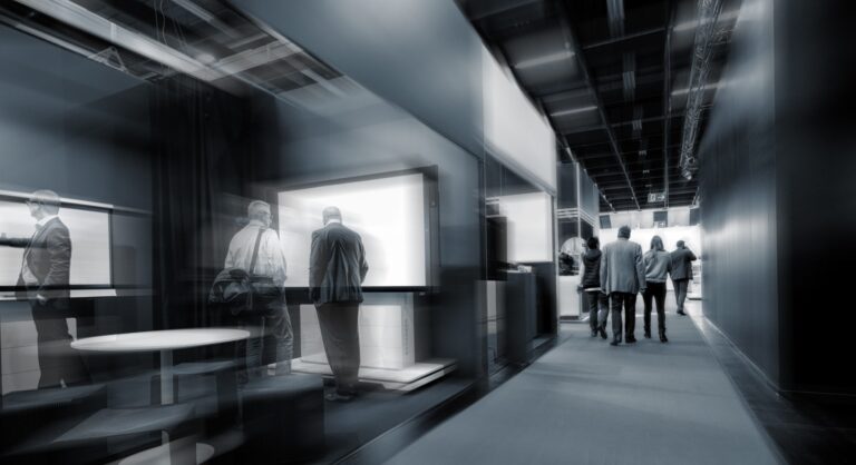 Busy trade show floor — EC Exhibits Las Vegas